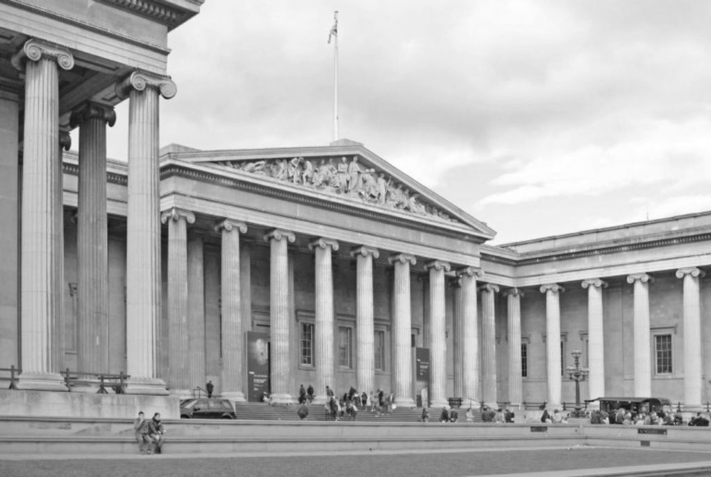 استفاده از سنگ مرمر در ساخت ستون های موزه ملی بریتانیا - انگلستان 